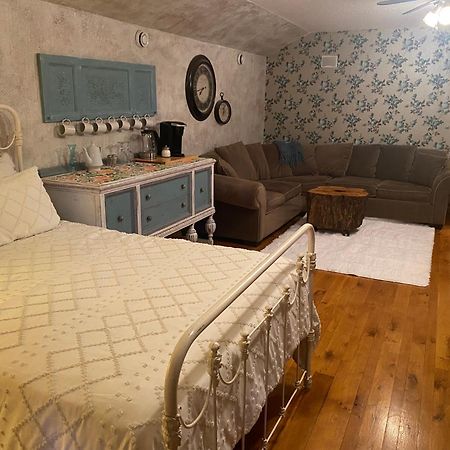 Bed And Breakfast Suite At The Wooded Retreat Pine City Exterior foto